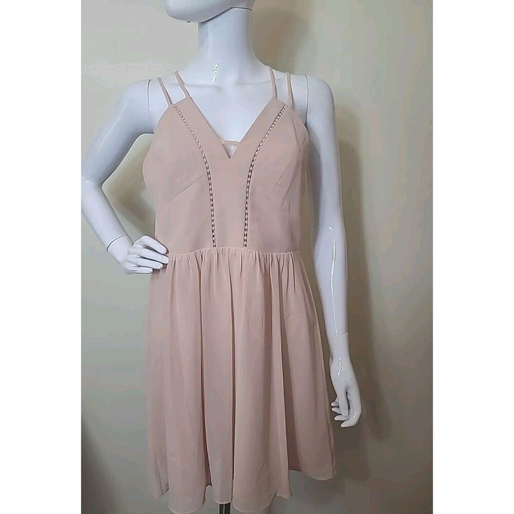 BCBGeneration Dress Women’s Size 8 Soft Pink Spaghetti Strap Strappy - Picture 2 of 11
